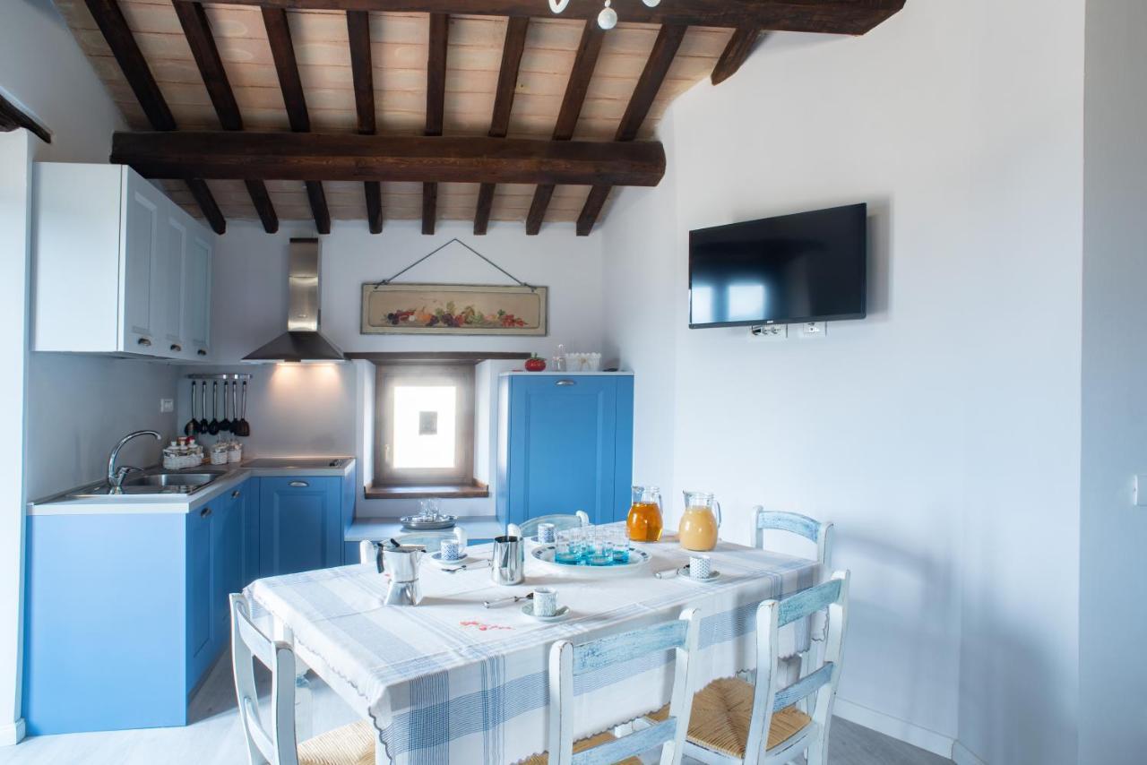 Aparthotel Il Castello Di Perchia Crocemaroggia Exterior foto